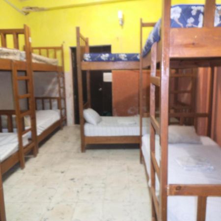 Cuartos Y Hostal Jaqueline Кампече Екстериор снимка